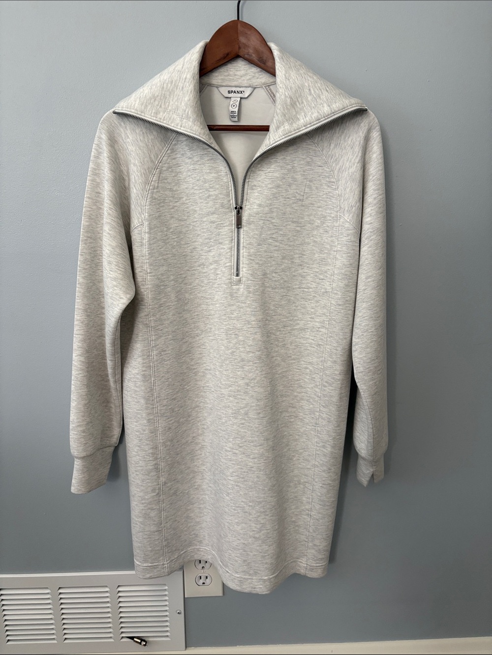 SPANX Women's Air Essential Light Gray Zip-Up Dress